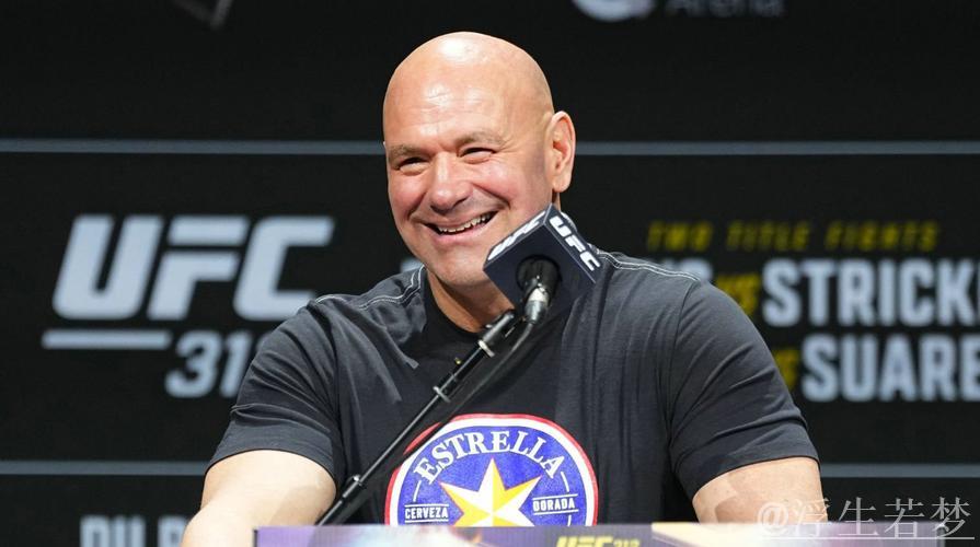 白大拿培养袋鼠成UFC历史首位三量级冠军